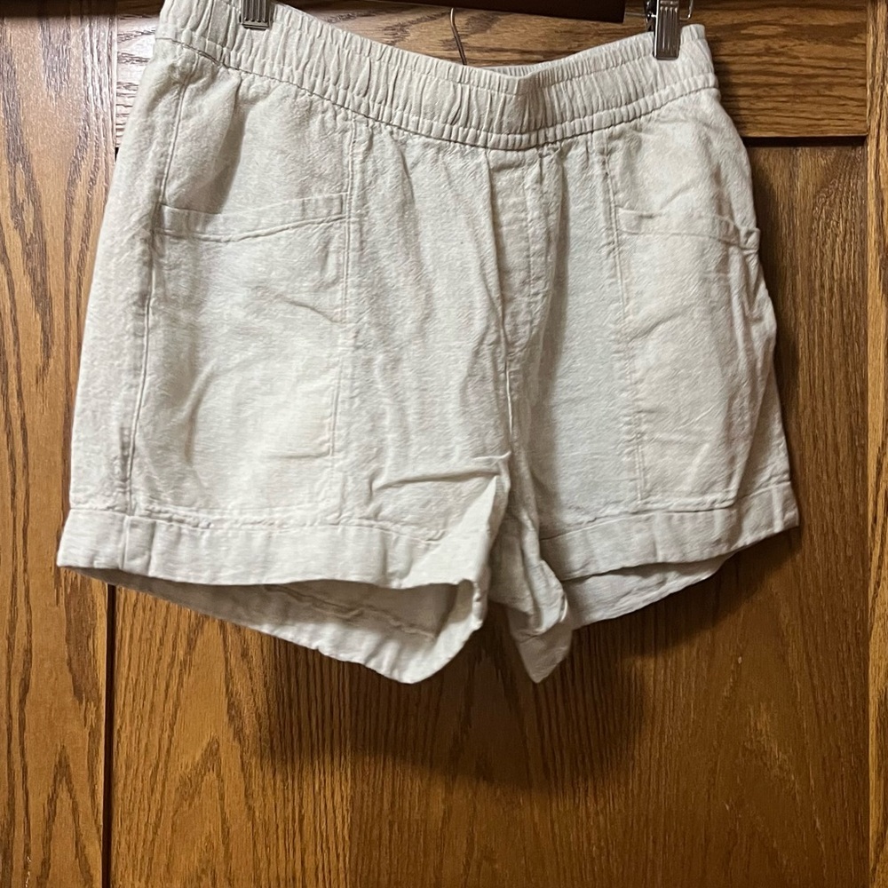 Old Navy High Waist Cream Shorts